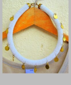 collier avec des breloques