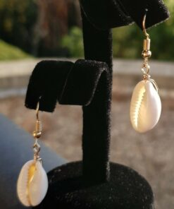 Boucles d'oreille en cauris