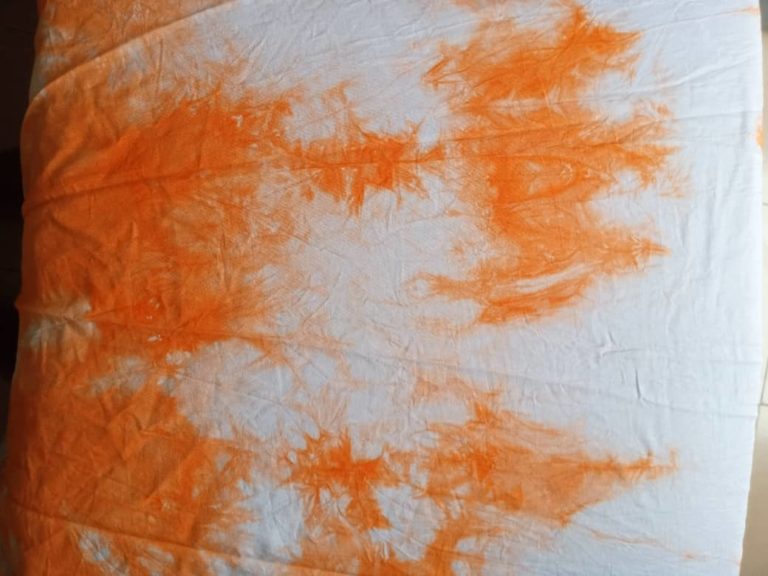Tissus motif keren  couleur orange et blanc Africabaie com