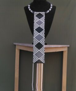 collier de perles africaines