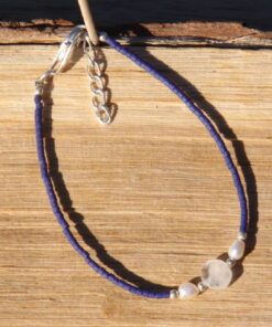 Bracelet fin en corail bambou bleu