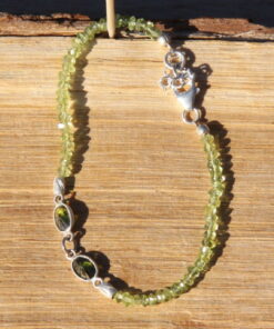 Bracelet fin en péridot