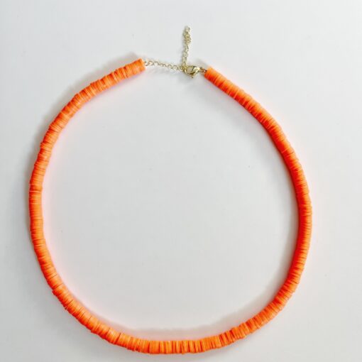 Collier orange en perles argile douce